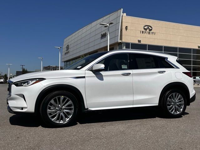 2024 INFINITI QX50 Luxe