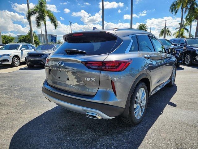 2024 INFINITI QX50 Luxe