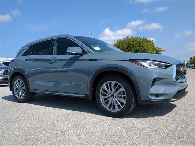 2024 INFINITI QX50 Luxe