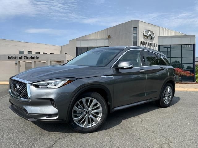 2024 INFINITI QX50 Luxe