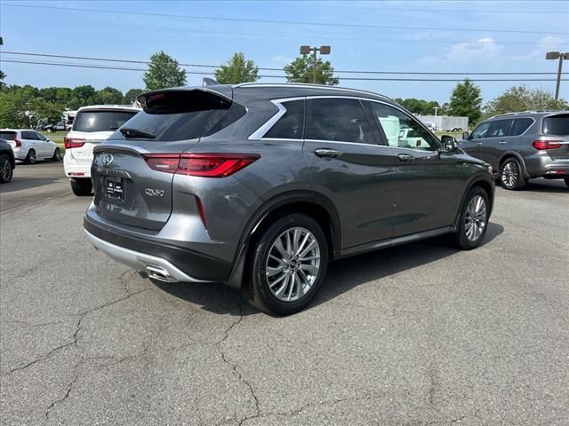 2024 INFINITI QX50 Luxe