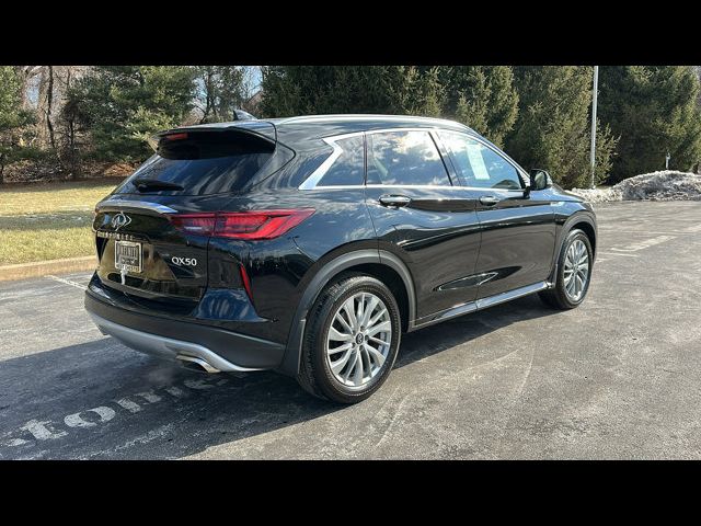 2024 INFINITI QX50 Luxe