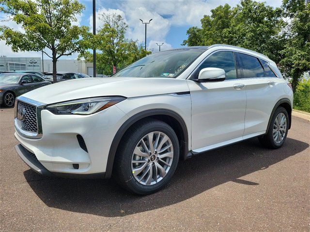 2024 INFINITI QX50 Luxe