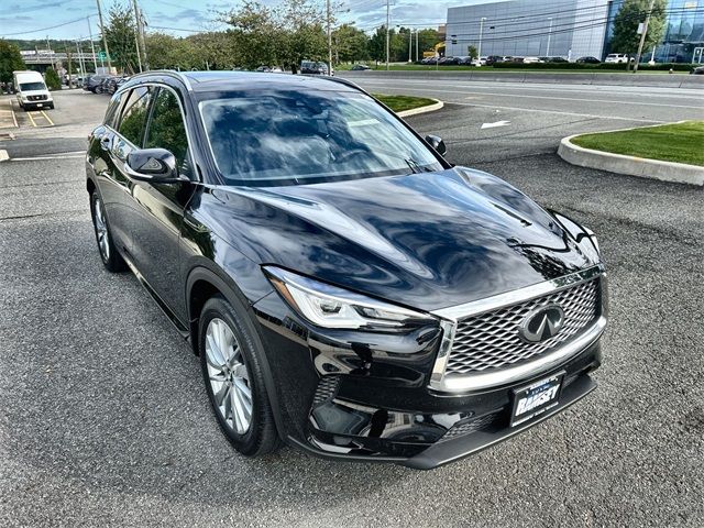 2024 INFINITI QX50 Luxe