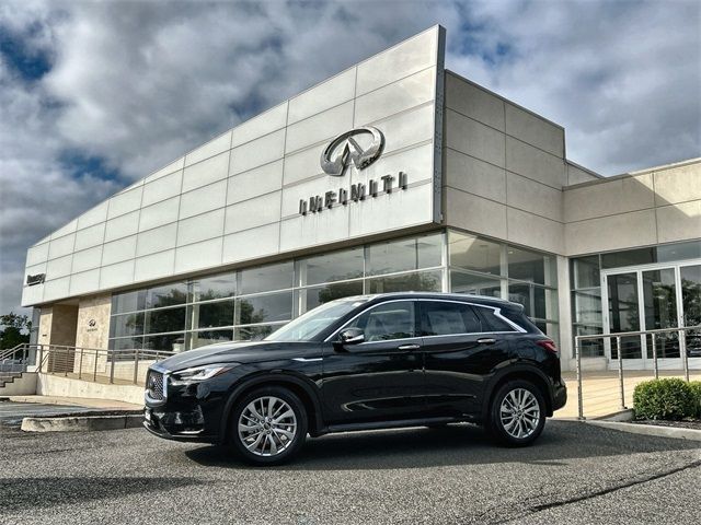 2024 INFINITI QX50 Luxe