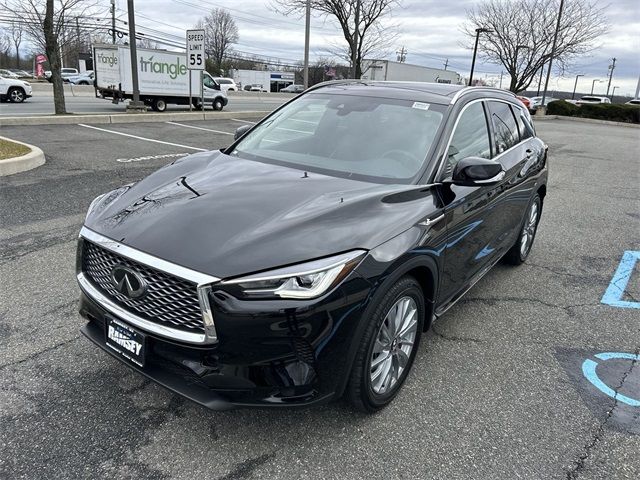 2024 INFINITI QX50 Luxe