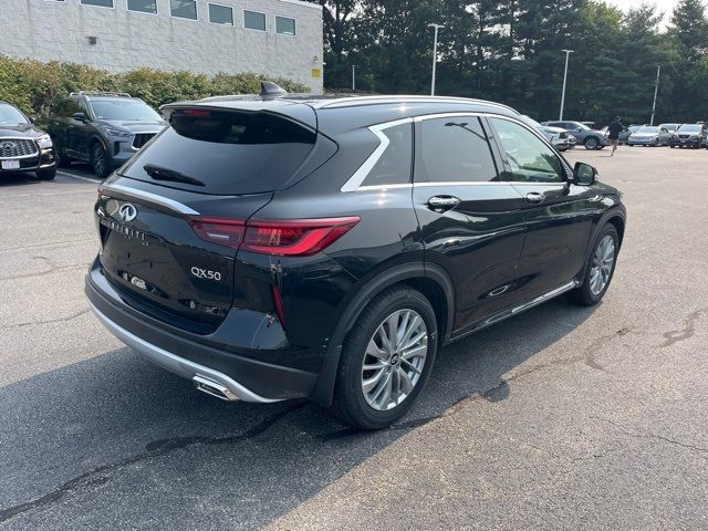 2024 INFINITI QX50 Luxe