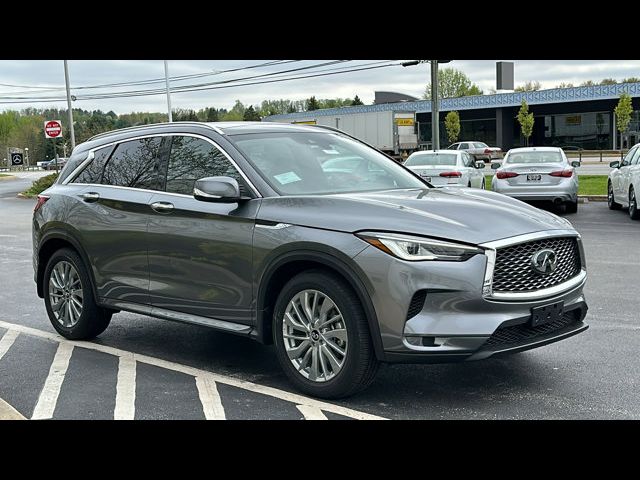 2024 INFINITI QX50 Luxe