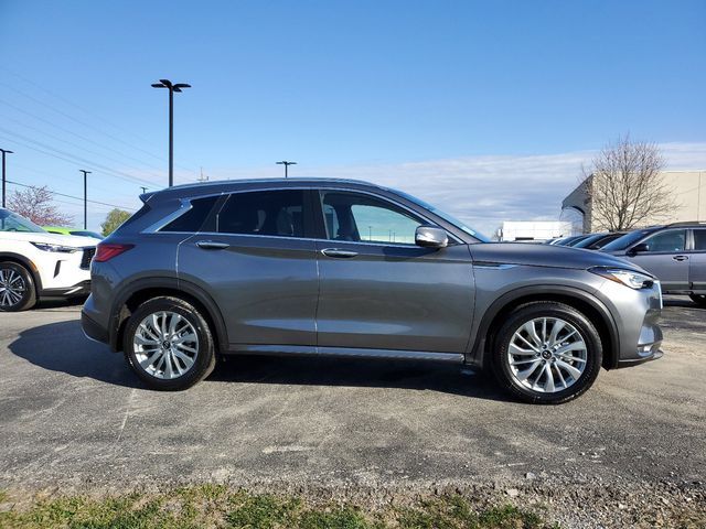 2024 INFINITI QX50 Luxe