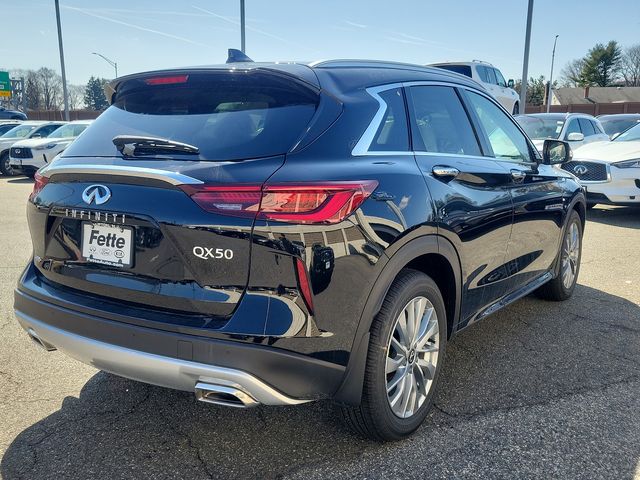 2024 INFINITI QX50 Luxe