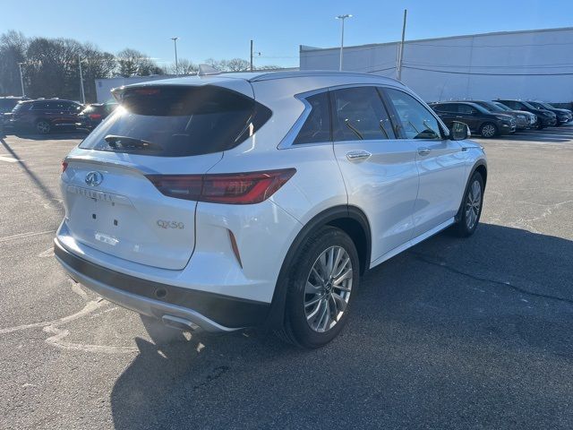 2024 INFINITI QX50 Luxe