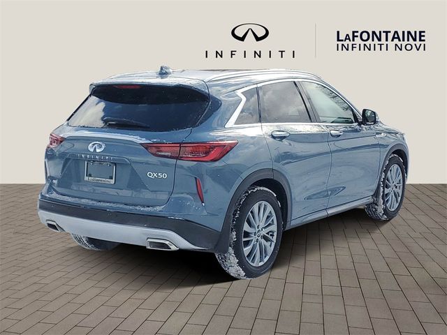 2024 INFINITI QX50 Luxe