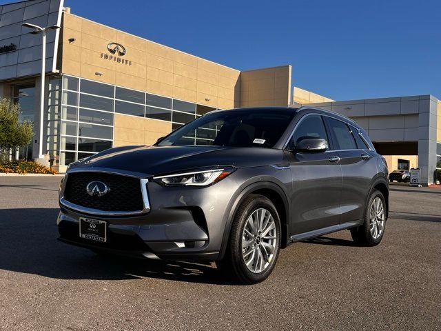 2024 INFINITI QX50 Luxe