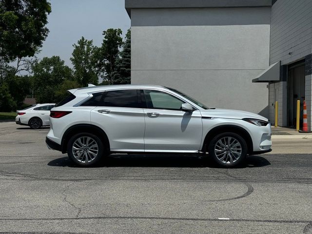 2024 INFINITI QX50 Luxe