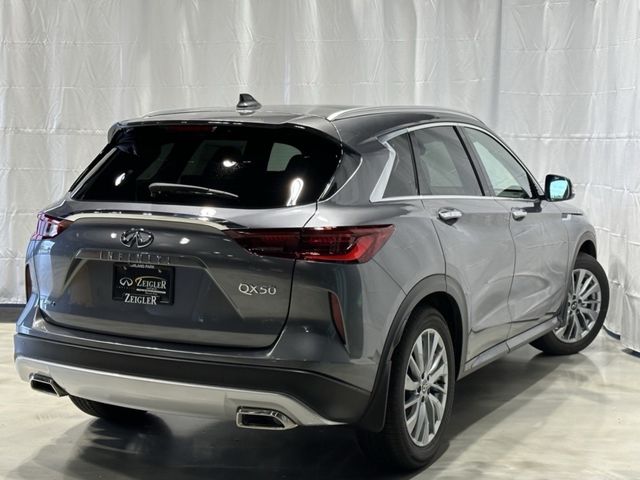 2024 INFINITI QX50 Luxe