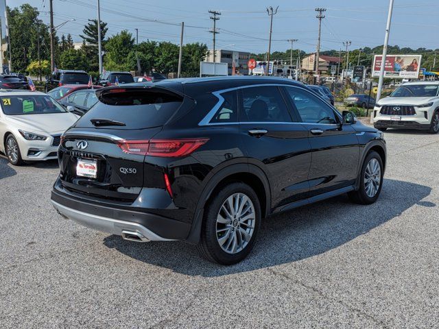 2024 INFINITI QX50 Luxe