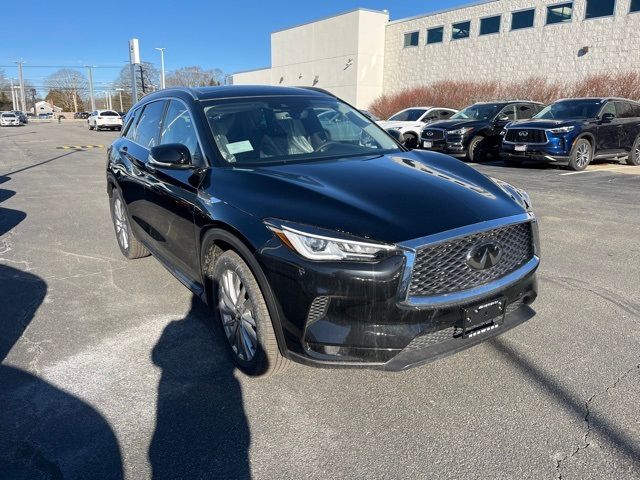 2024 INFINITI QX50 Luxe