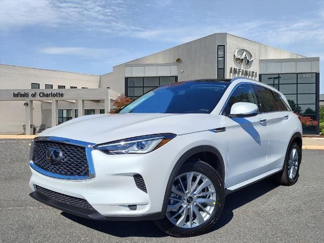 2024 INFINITI QX50 Luxe