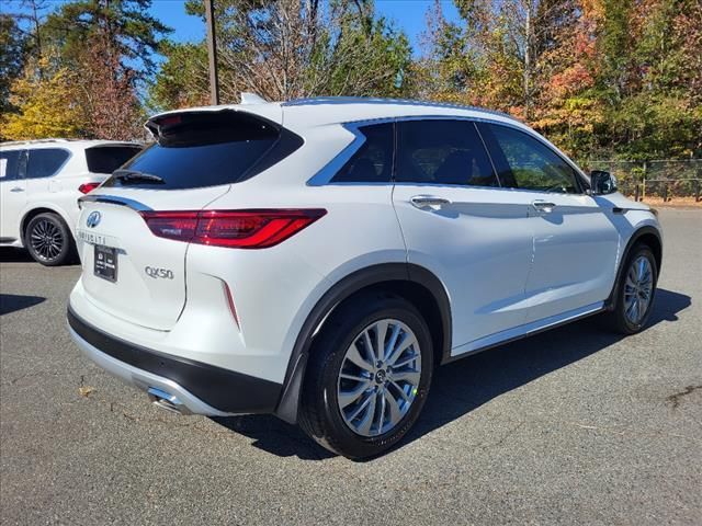 2024 INFINITI QX50 Luxe