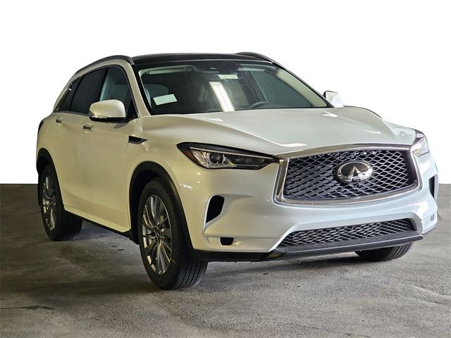 2024 INFINITI QX50 Luxe