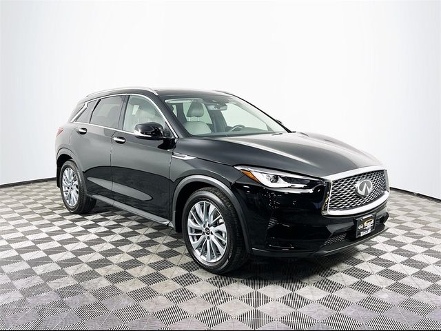 2024 INFINITI QX50 Luxe