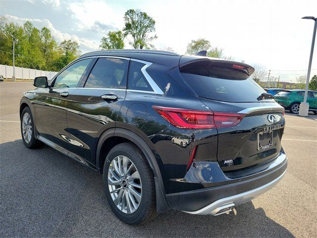 2024 INFINITI QX50 Luxe