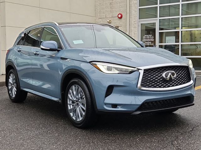 2024 INFINITI QX50 Luxe