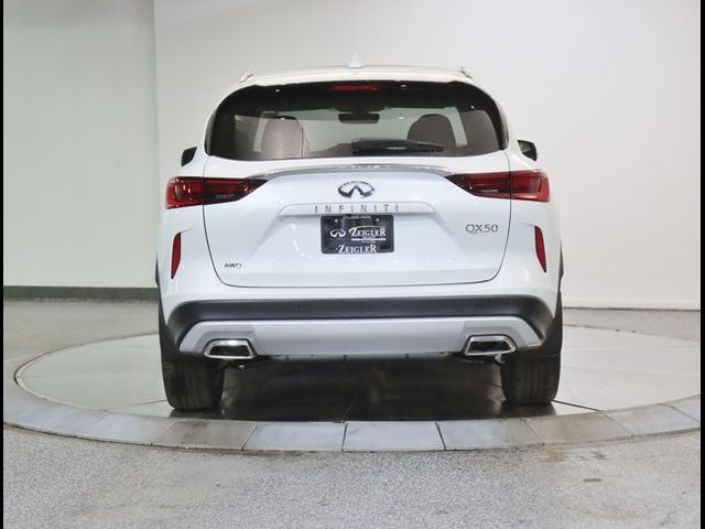 2024 INFINITI QX50 Luxe