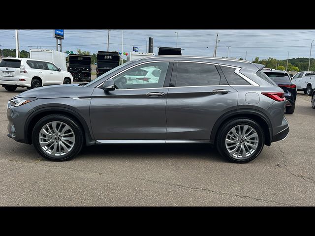 2024 INFINITI QX50 Luxe