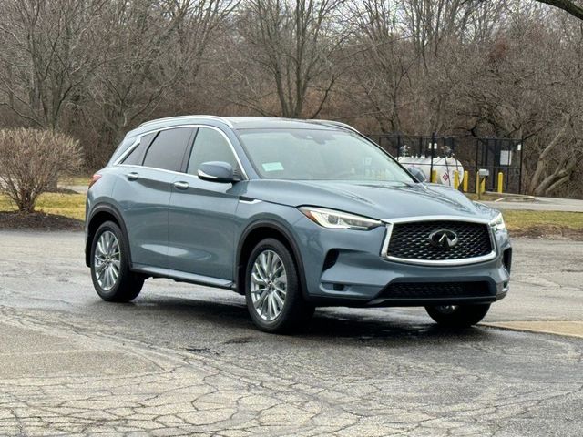 2024 INFINITI QX50 Luxe