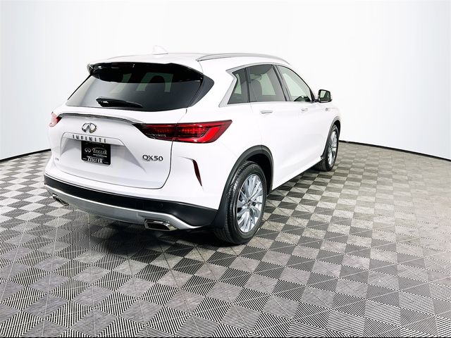 2024 INFINITI QX50 Luxe