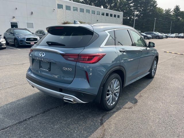 2024 INFINITI QX50 Luxe