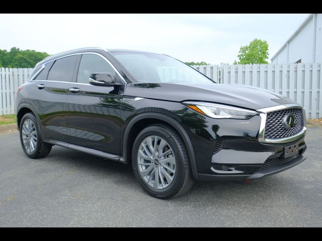 2024 INFINITI QX50 Luxe