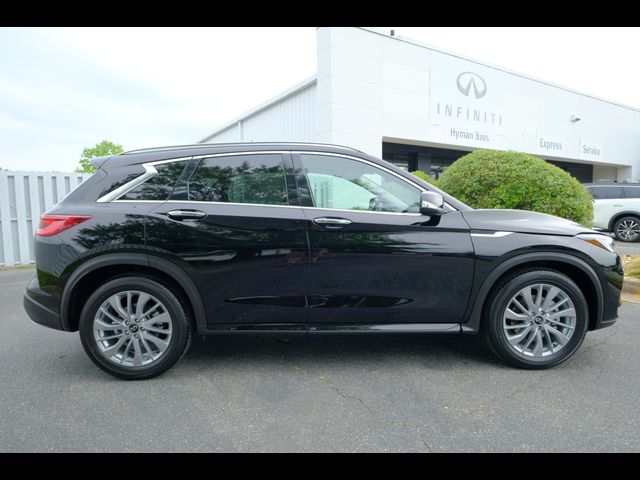 2024 INFINITI QX50 Luxe