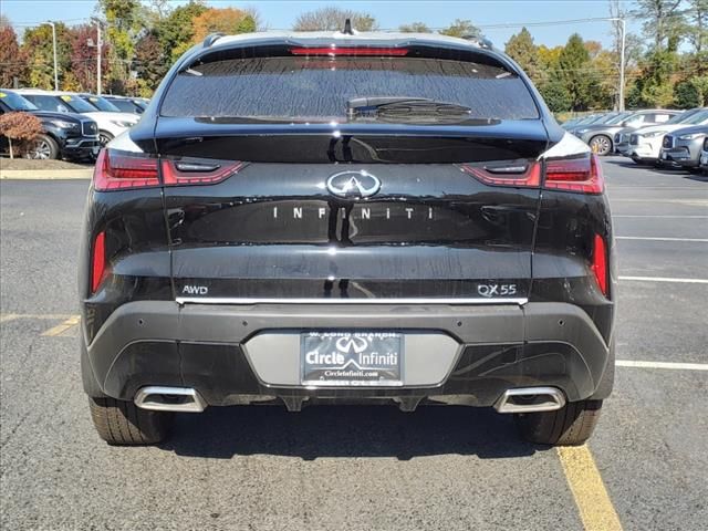 2024 INFINITI QX50 Luxe