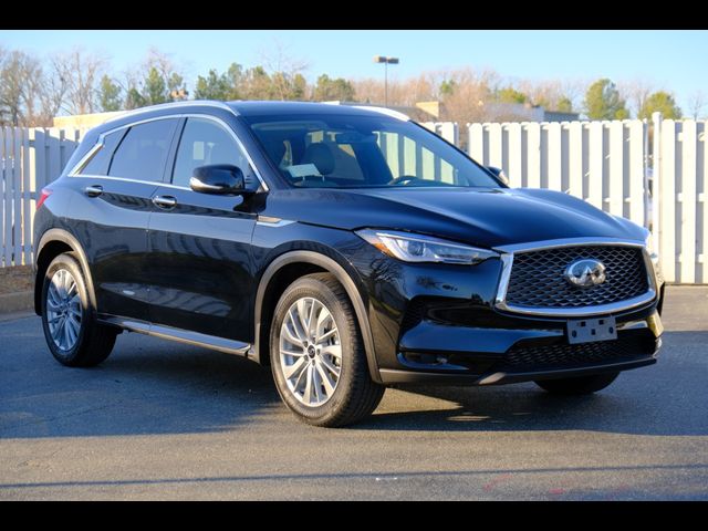 2024 INFINITI QX50 Luxe