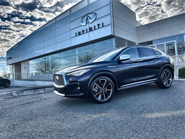 2024 INFINITI QX55 Essential