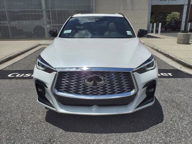 2024 INFINITI QX55 Essential