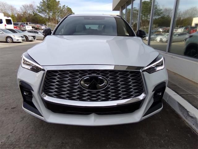 2024 INFINITI QX55 Essential