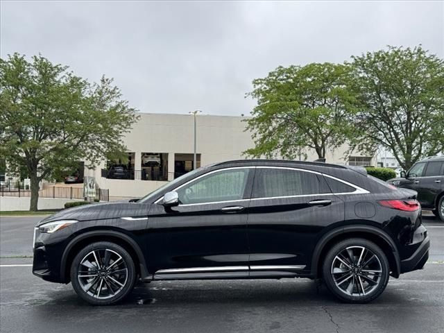 2024 INFINITI QX55 Essential