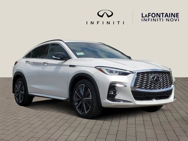 2024 INFINITI QX55 Essential