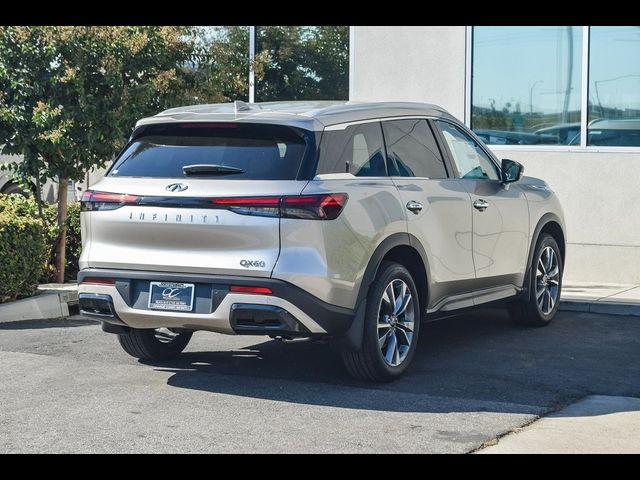 2024 INFINITI QX60 Luxe