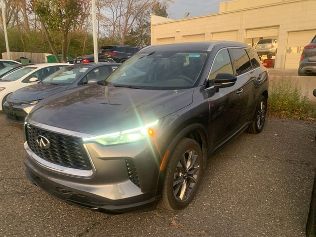 2024 INFINITI QX60 Luxe