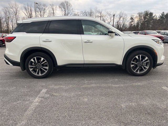 2024 INFINITI QX60 Luxe