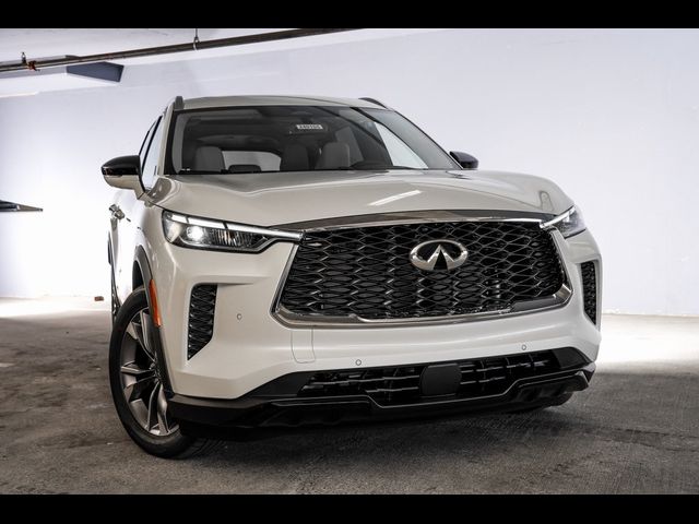 2024 INFINITI QX60 Luxe