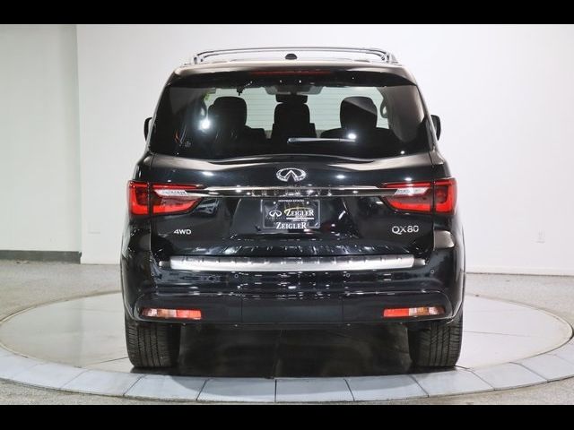 2024 INFINITI QX80 Premium Select