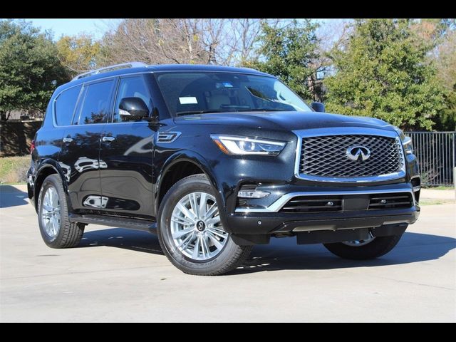 2024 INFINITI QX80 Luxe