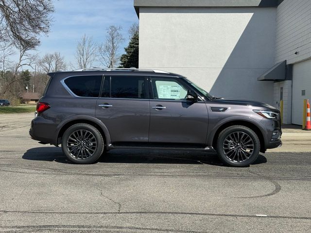 2024 INFINITI QX80 Premium Select