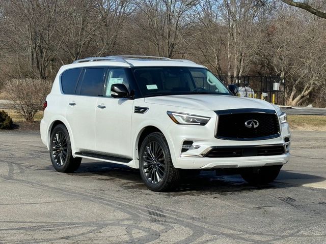 2024 INFINITI QX80 Premium Select