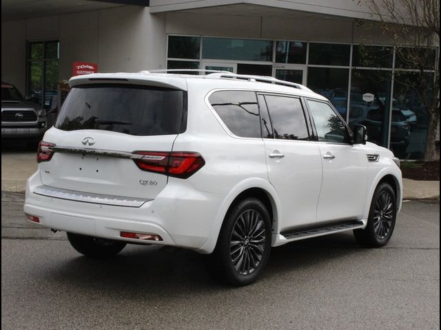 2024 INFINITI QX80 Premium Select